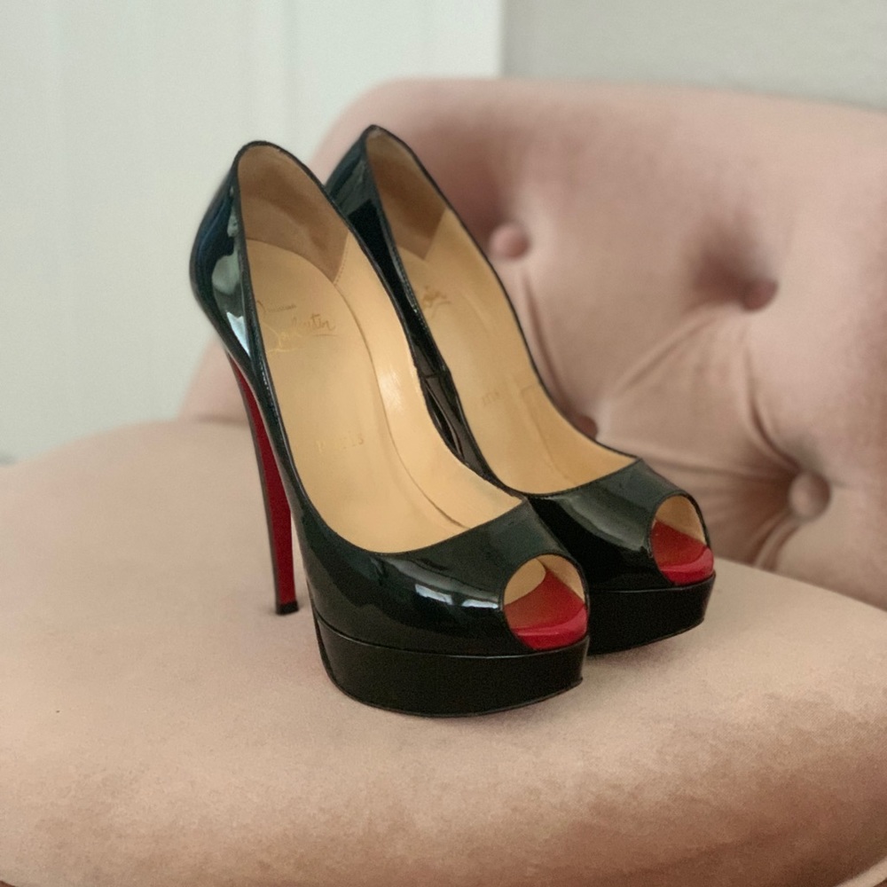 Christian louboutin pumps